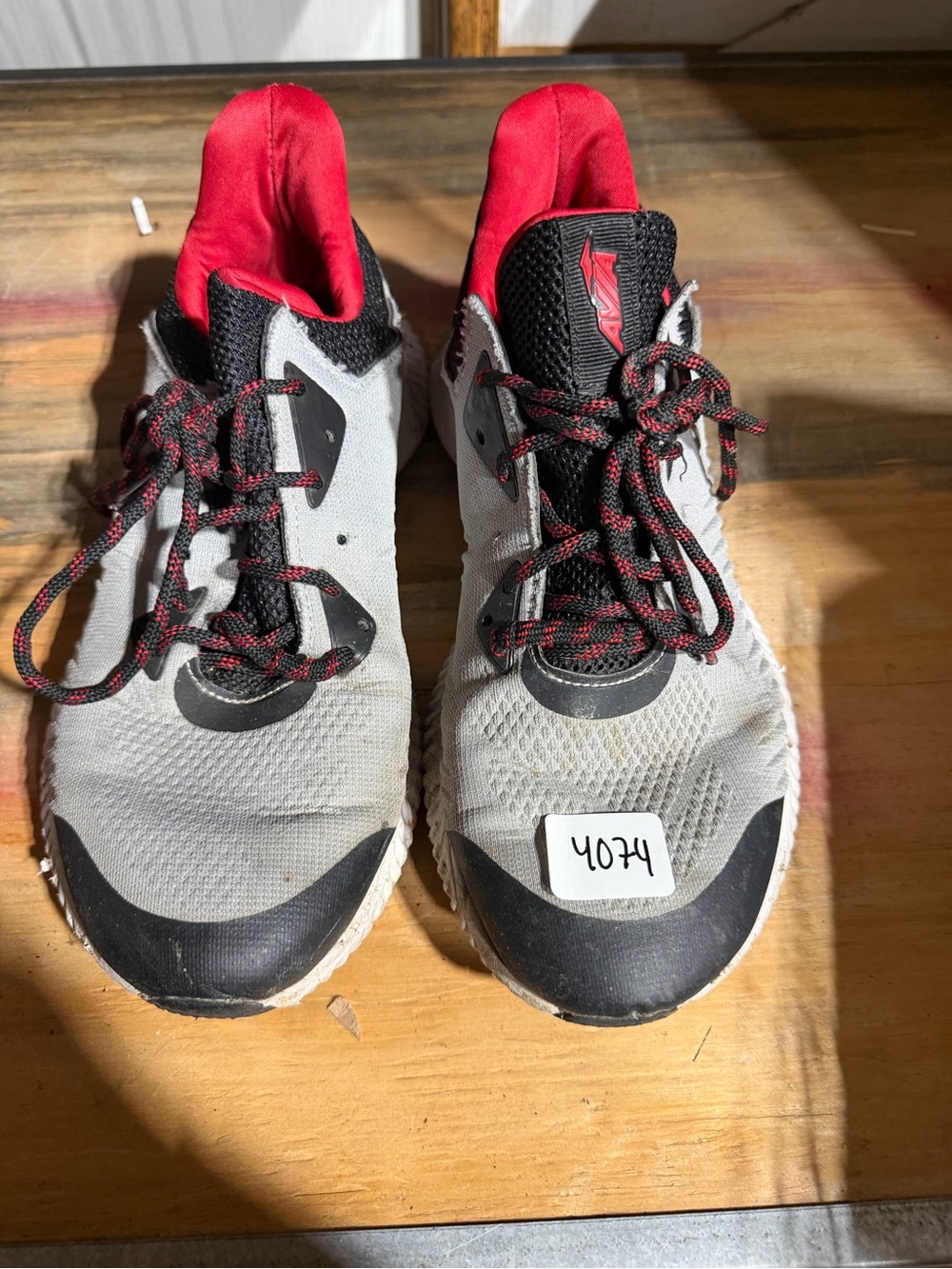 #4074-Avia Gray and Black Athletic Trainers with Red Accents